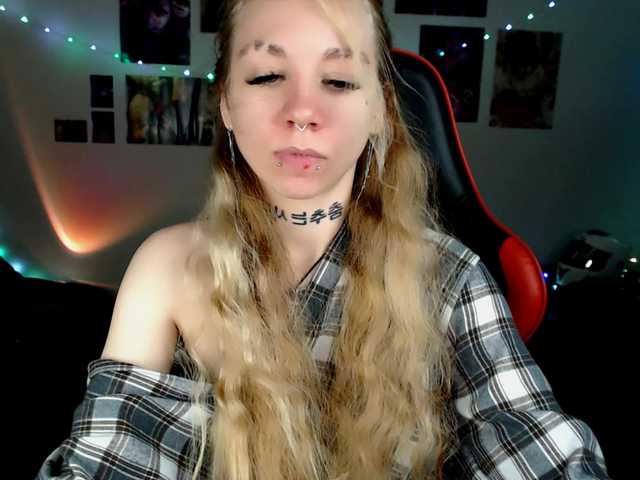 Nica-Kawaii live cam on BongaCams