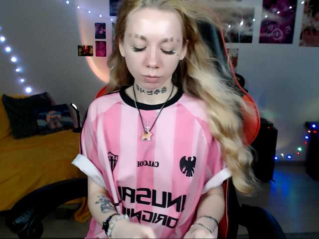 Nica-Kawaii live cam