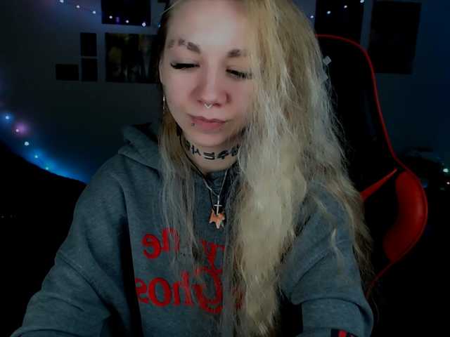 Nica-Kawaii live cam on BongaCams