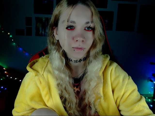 Nica-Kawaii live cam on BongaCams