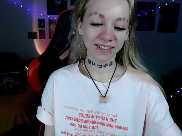 Nica-Kawaii live cam on BongaCams