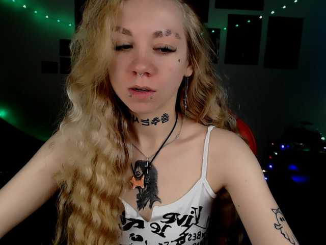 Nica-Kawaii live cam on BongaCams