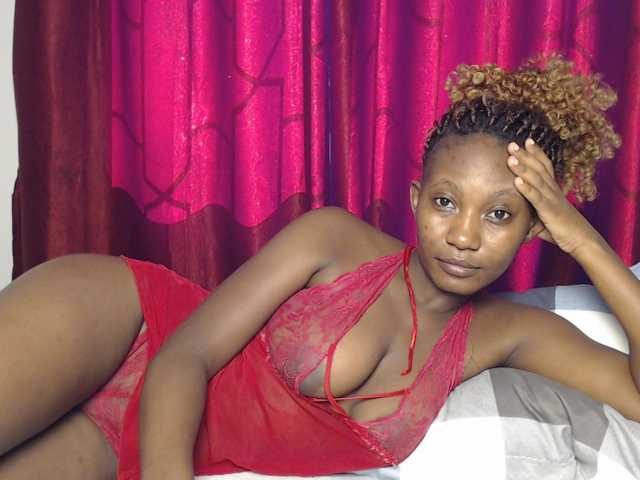 Goddessoftara live cam preview