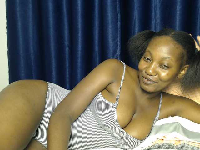 Goddessoftara live cam on BongaCams