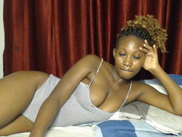 Goddessoftara, en vivo ahora en BongaCams