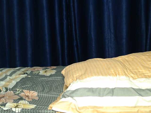 Goddessoftara live cam on BongaCams