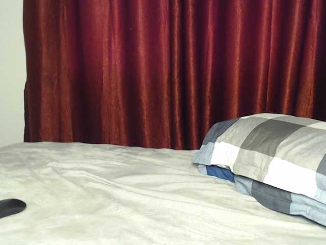 Goddessoftara live cam preview
