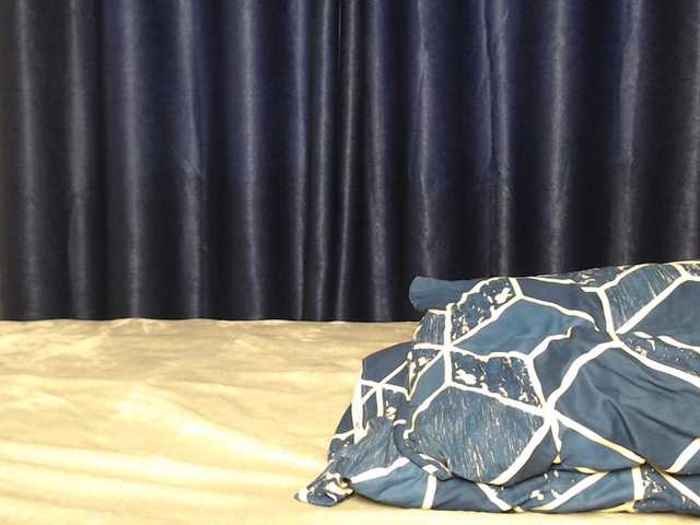 Goddessoftara live cam on BongaCams