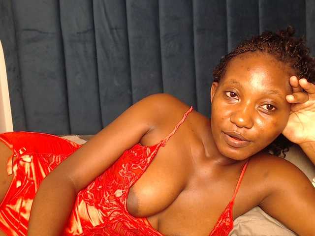 Goddessoftara's BongaCams show and profile