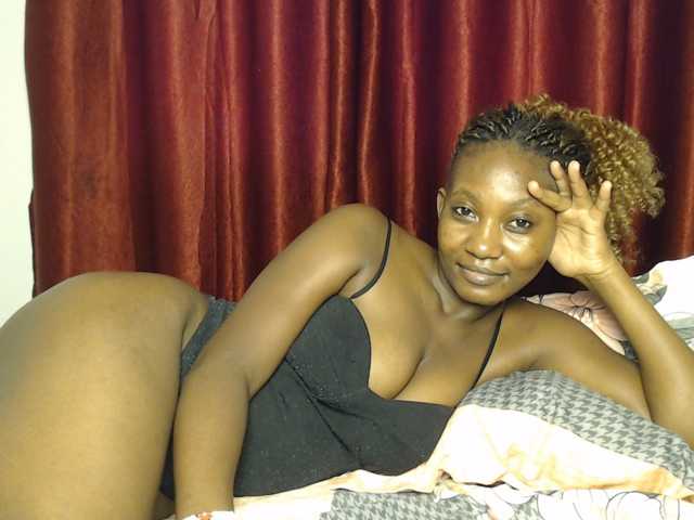Goddessoftara live cam preview