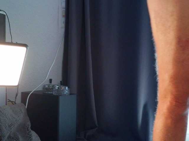 joyfullust69 live cam on BongaCams