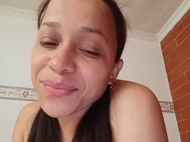 Lulimonmoo live cam on BongaCams