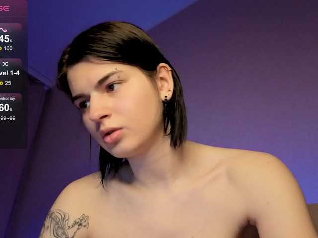 lololozhechka's BongaCams show and profile