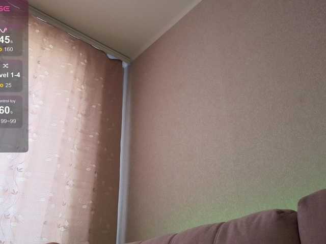 lololozhechka Live Cam on BongaCams