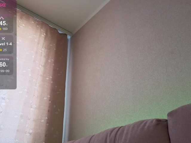 lololozhechka Live Cam on BongaCams