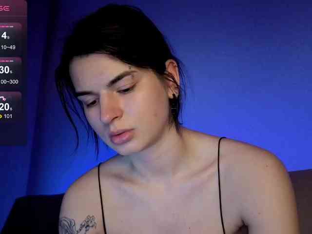 lololozhechka webcam