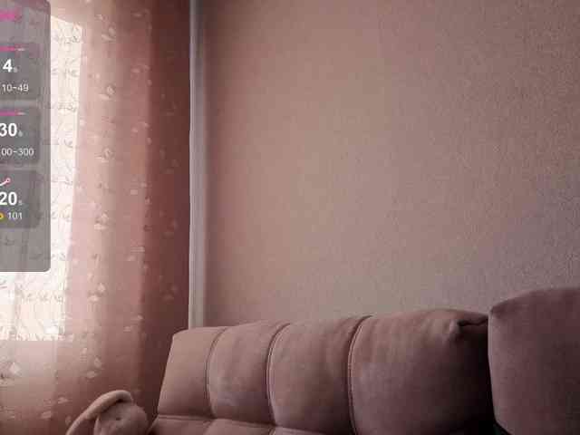 lololozhechka Live Webcam on BongaCams