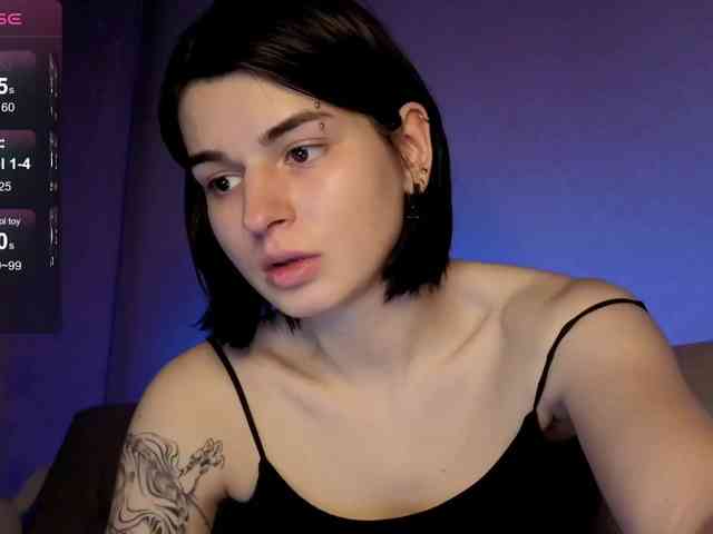 lololozhechka webcam