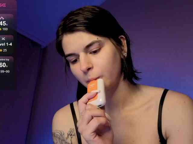 lololozhechka webcam