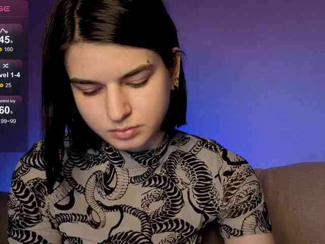 lololozhechka webcam