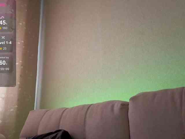 lololozhechka webcam