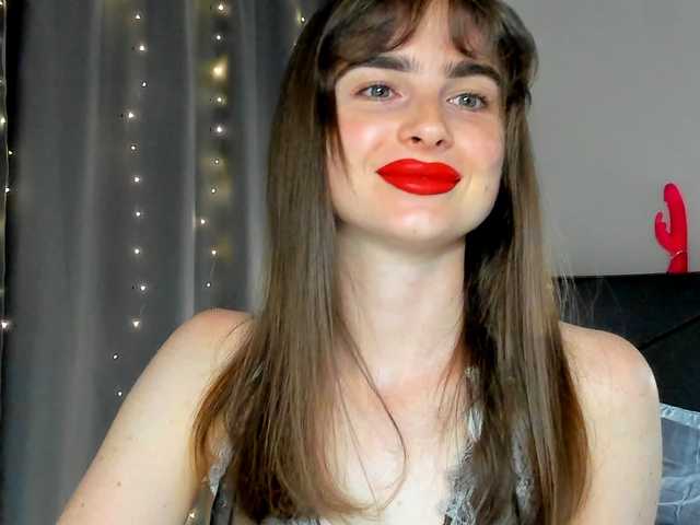 megannfox3 live cam on BongaCams