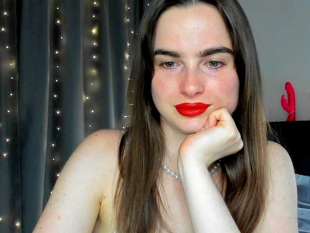 megannfox3 live cam on BongaCams