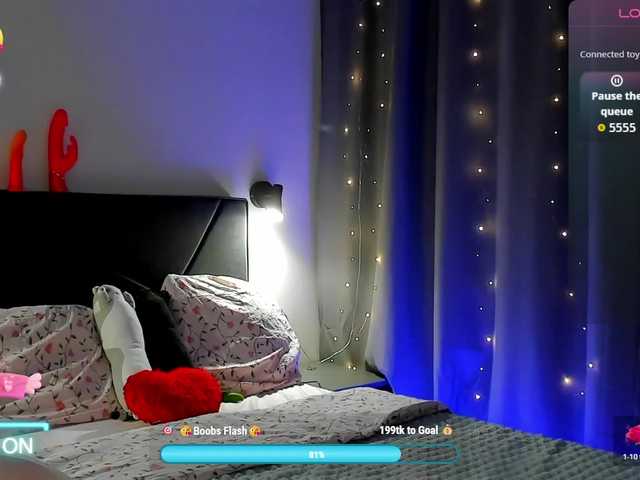 megannfox3 live cam on BongaCams