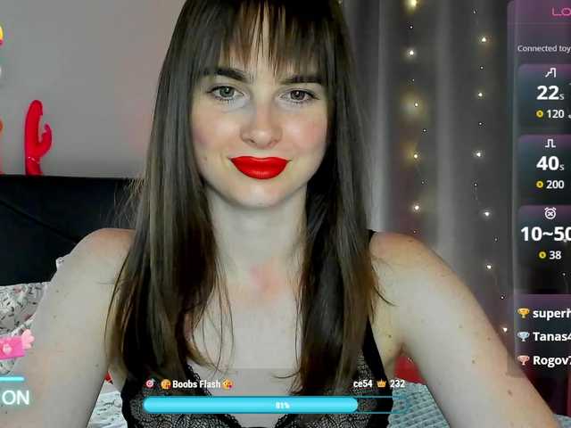 megannfox3 live cam on BongaCams