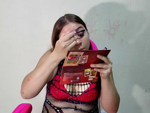 Emma-deivys live cam on BongaCams