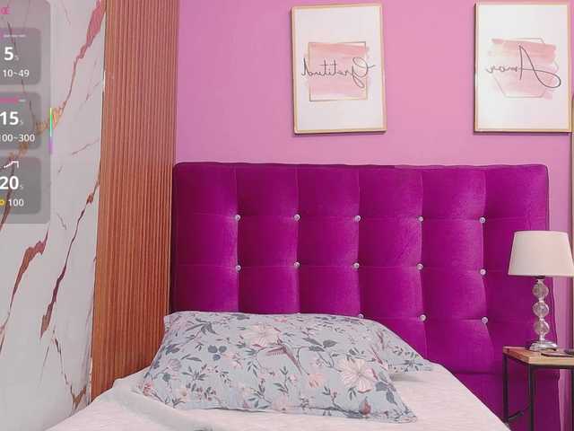 le modèle SweetCinnamon est en webcam porno dans un show sur le site bongacams, il possède les tags suivants: Latino/Hispanic,Brunette,Shaved