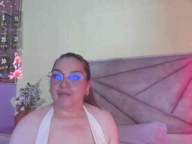 agata-ruizz webcam