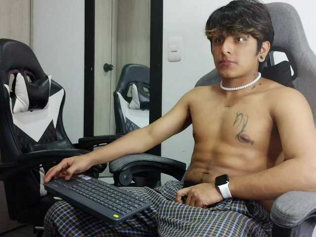 dannyfans live webcam show