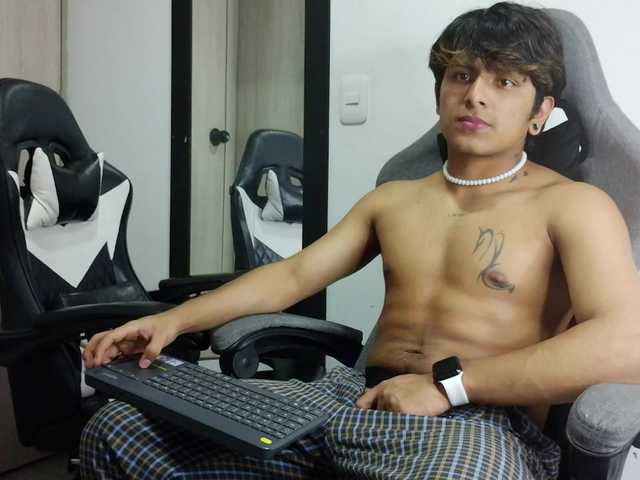 dannyfans live webcam show