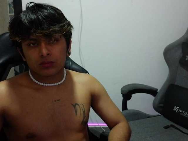 dannyfans live webcam show