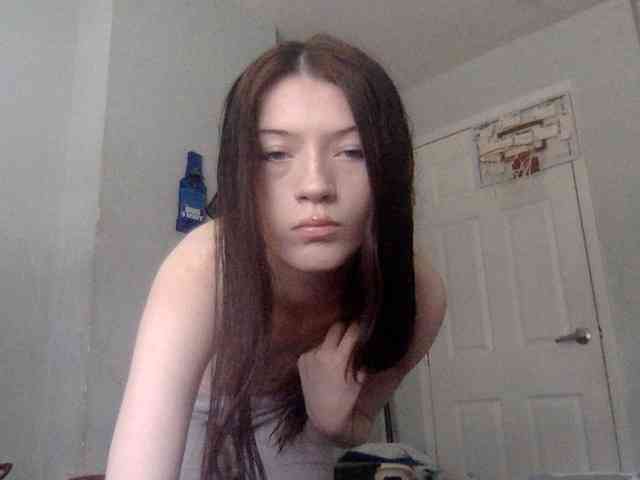 Munchkinbaby18 webcam