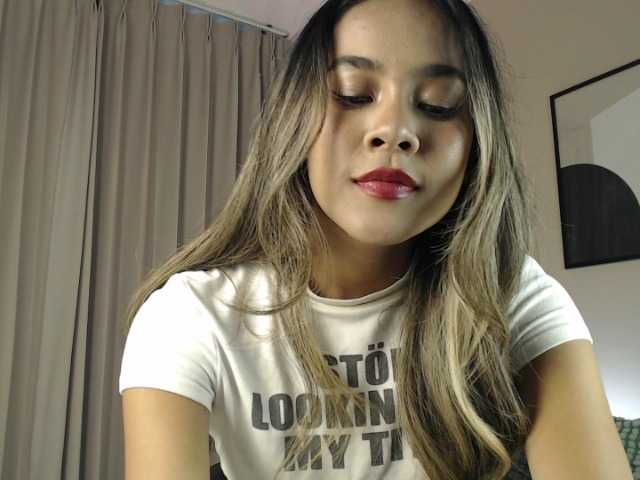 lilypeachxx live cam on BongaCams