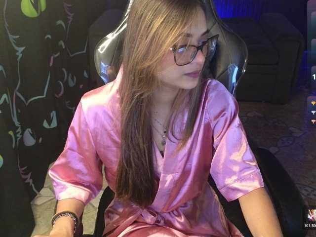 LiaVarel live cam on BongaCams