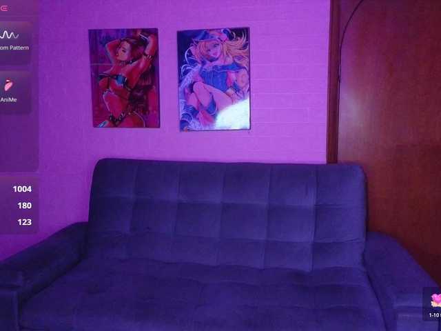 LiaVarel live cam on BongaCams