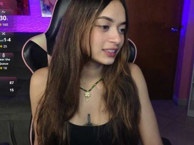 LiaVarel live cam on BongaCams