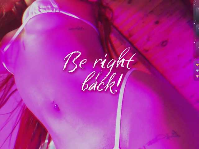 LiaVarel live cam on BongaCams