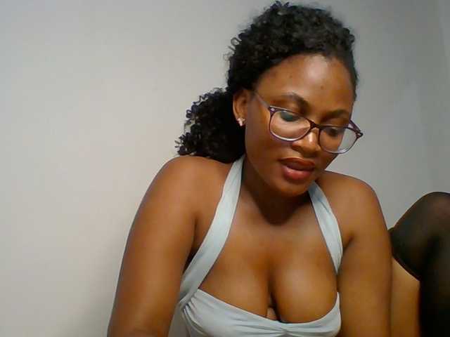 SassyAngels live cam preview