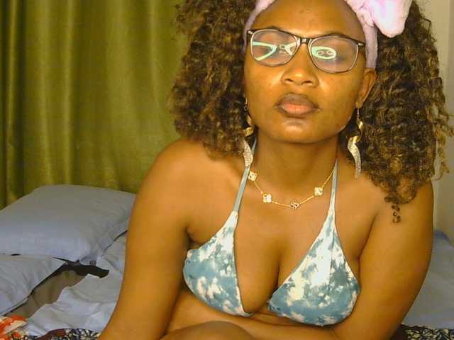 SassyAngels live cam on UnifiedCams