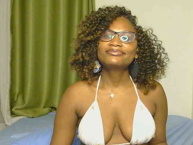 SassyAngels webcam