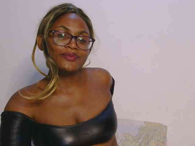 SassyAngels webcam
