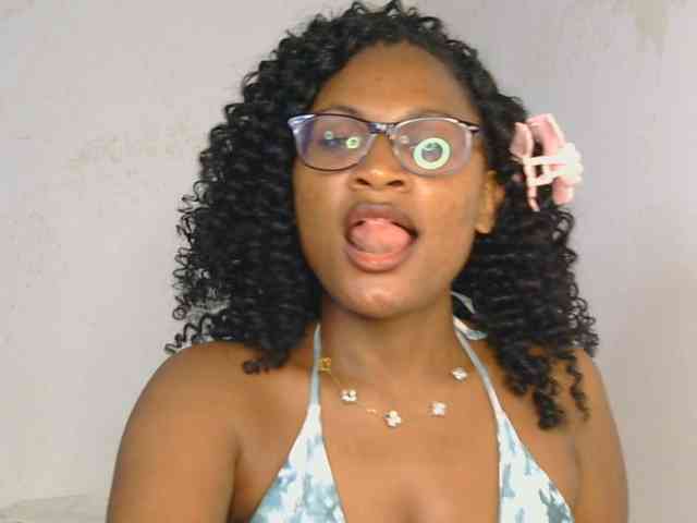 SassyAngels webcam