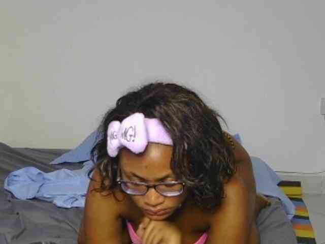 SassyAngels webcam