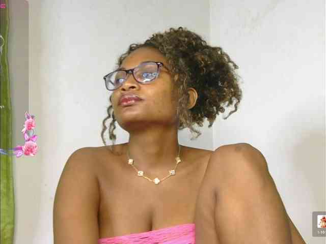 SassyAngels webcam