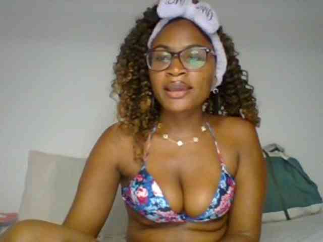 SassyAngels webcam