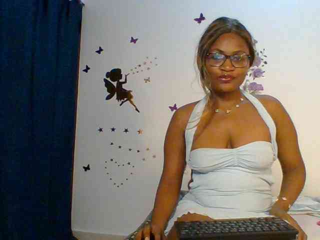 SassyAngels webcam